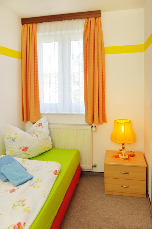 Pension Damkoehler Thale Ot Westerhausen Стая снимка