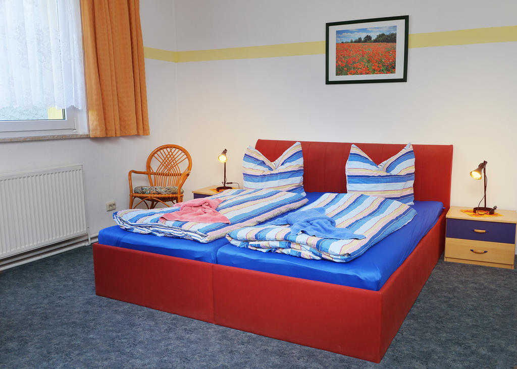 Pension Damkoehler Thale Ot Westerhausen Стая снимка